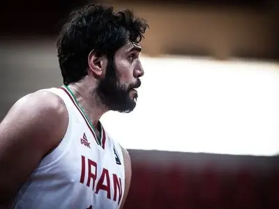 صمد نیکخواه بهرامی پرچم دار ایران در المپیک توکیو 