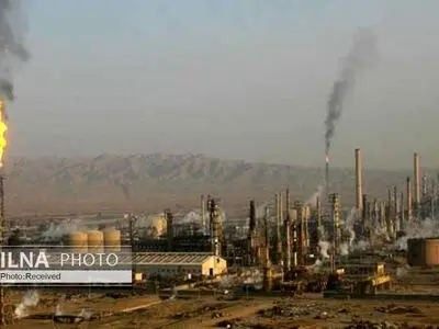 تهدید سلامت مردم زرقان  با استشمام «فرمالین»/ صنایع به جای اصلاح، پنهان کاری می‌کنند/ خطر بیخ گوش پارک ملی بمو/ عبور شرکت‌های حریم شهرستان از خط‌قرمز زیست محیطی 