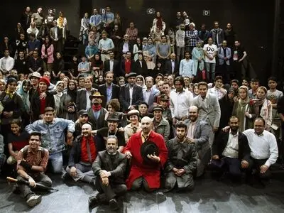 «صعود مقاومت‌پذیر آرتورو اویی» به قطب‌الدین صادقی تقدیم شد