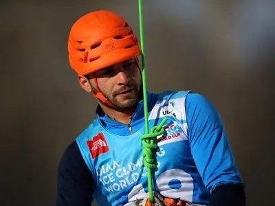 یخ‌نورد ایرانی قهرمان جهان شد