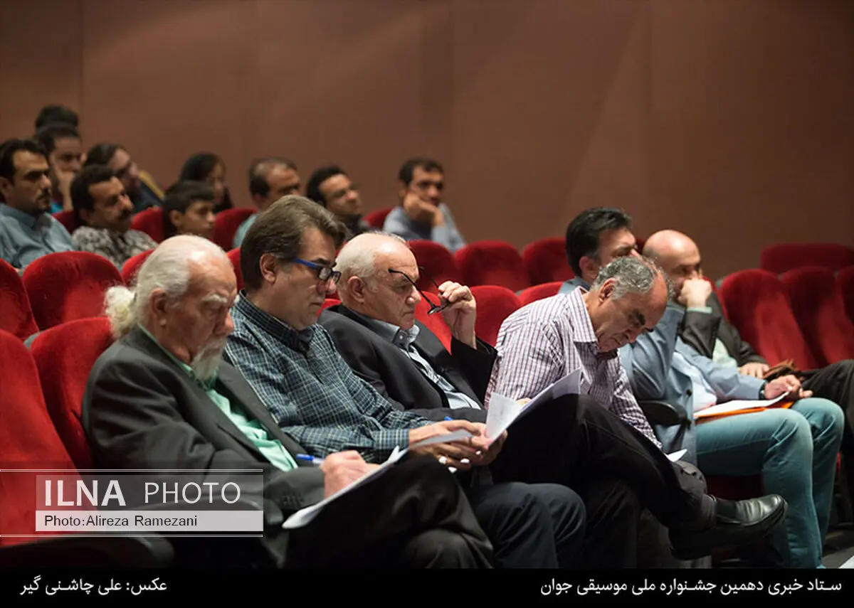 مشکل اصلی آوازخوانان جوان، تکنیک و بیان شعر است