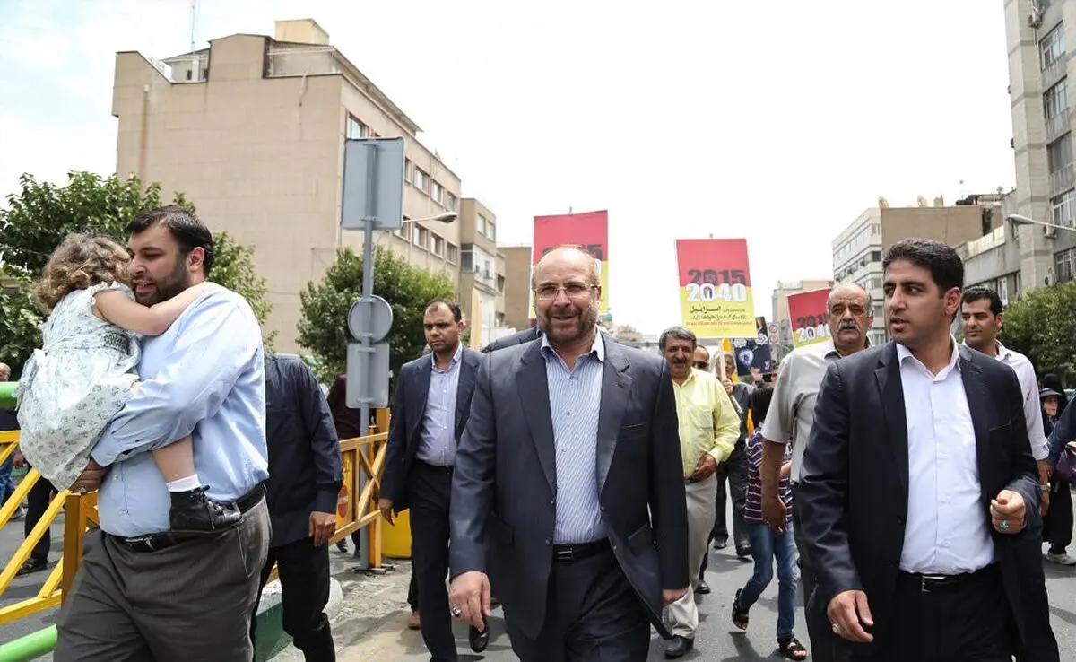 حضور قالیباف در راهپیمایی 22 بهمن