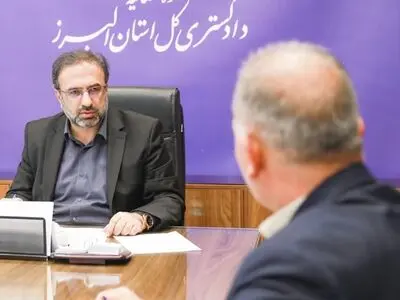 رئیس کل دادگستری استان البرز به مشکلات حقوقی و قضایی 27 نفر از مراجعان رسیدگی کرد
