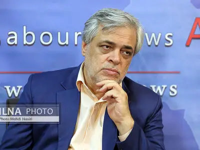 همه مردم با هر گرایشی باید خودی دیده شوند و در حاکمیت سهیم باشند/ باید این وطن را برای همه وطن‌دوستان بخواهیم