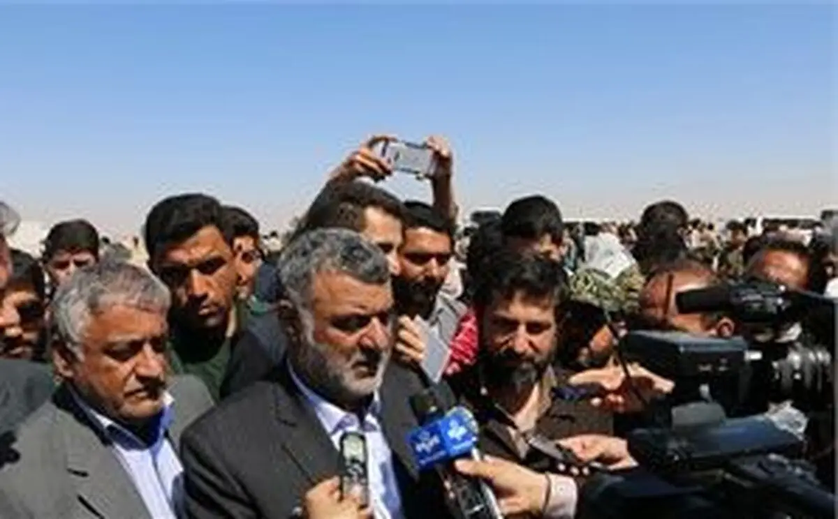 مشکلی برای تامین اعتبار خرید گندم مازاد کشاورزان وجود ندارد/کاهش مصرف آب در بخش کشاورزی با ایجاد گلخانه 