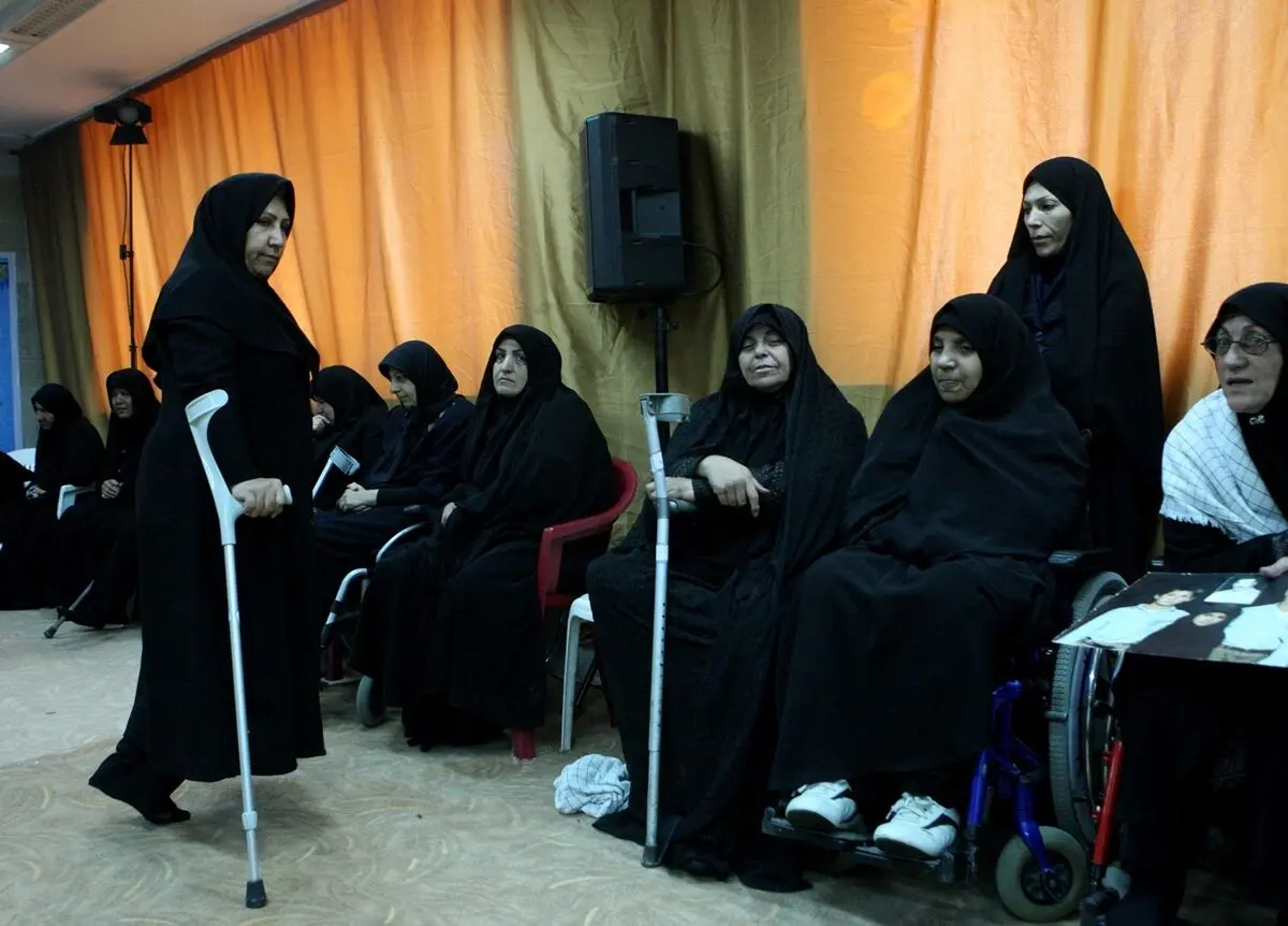 آمار دختران جانباز مجرد بسیار زیاد است/ انتقاد از بی‌توجهی بنیاد شهید در ساخت آسایشگاه/ حق پرستاری به جانبازان ۵۰ درصدی نمی‌دهند