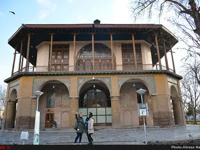 ایران زیبا / کاخ چهل ستون قزوین