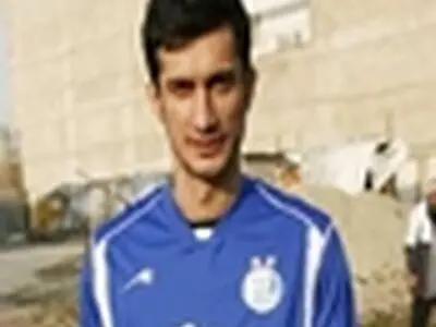 غلام‌نژاد مجوز بازی با سپاهان را گرفت