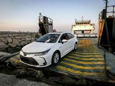 آغاز فرایند واردات خودروی شخصی/ خودروهای ایرانیان مقیم خارج کشور به گمرک رسید 