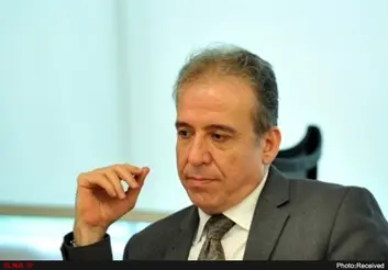 بازگشت ارز صادرات به چرخه اقتصاد حق جامعه است/ نباید نسبت به خروج سرمایه تعلل کرد