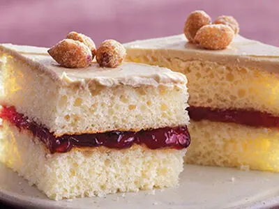 طرز تهیه کیک مربایی
