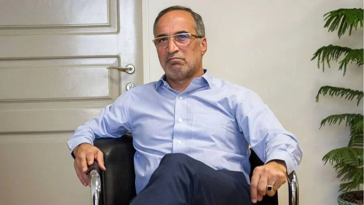 دربی به جز جذابیت رجزخوانی چیز دیگری ندارد/ بعضی ها  استقلال را برای رانت می‌خواهند