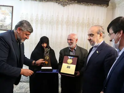 دیدار مسئولان ورزش و بسیج کشور با خانواده شهید زمانی‌نیا شهید شاخص ورزش کشور