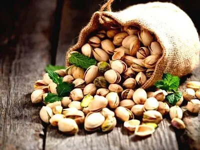 تشدید کنترل و نظارت بر صادرات پسته ایران