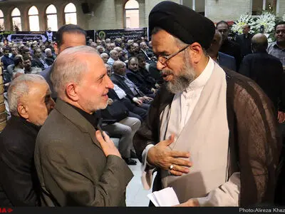 مراسم ترحیم برادر عبدالله جاسبی رئیس اسبق دانشگاه آزاد اسلامی