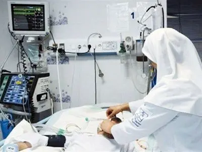 کارکنان علوم پزشکی ایرانشهر: در انتظار تبدیل وضعیت هستیم 