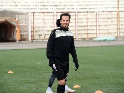 کاردوست: وضع داماش از تیم‌های محلات هم پایین‌تر است