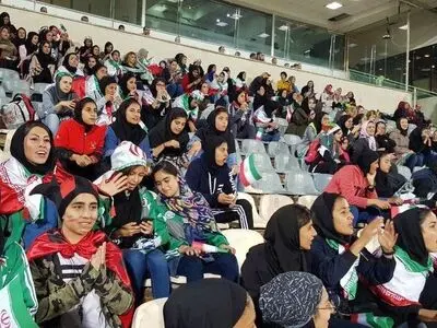 مجوز ورود بانوان به ورزشگاه بالاخره صادر شد
