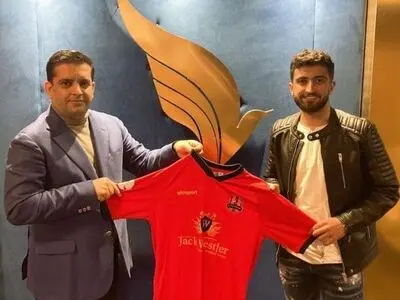 بازیکن استقلال راهی نساجی شد