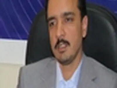 بیش از ۴ هزار و ۴۰۰ متر مربع از معابر اصلی و فرعی شهر کاشان لکه گیری و آسفالت شد