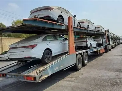 واردات بیش از یک هزار خودرو از بندر شهید باهنر