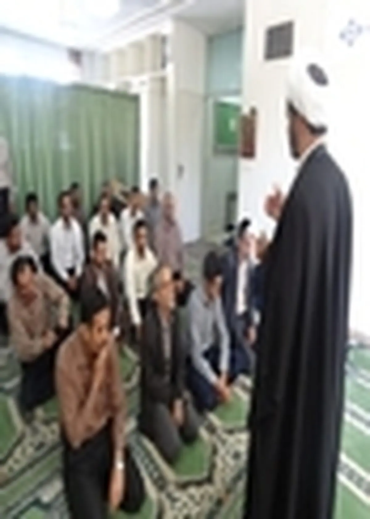 برگزاری جشن عید غدیر خم در اداره کل راه و شهرسازی چهارمحال و بختیاری