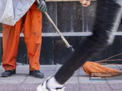 روز کارگر در تقویم ۱۴۰۴ چه روزی است؟