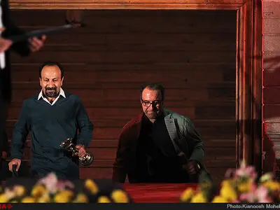 روشهای نظارتی قدیمی باعث رشد سینمای زیر زمینی شده است 