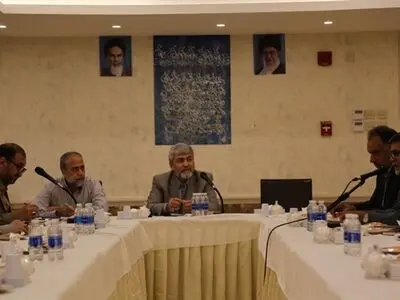  عملکردی جهادی در طبخ و توزیع غذای زایران صورت گرفته است