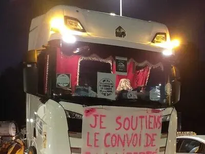اعتراض کامیون‌داران از کانادا به فرانسه رسید