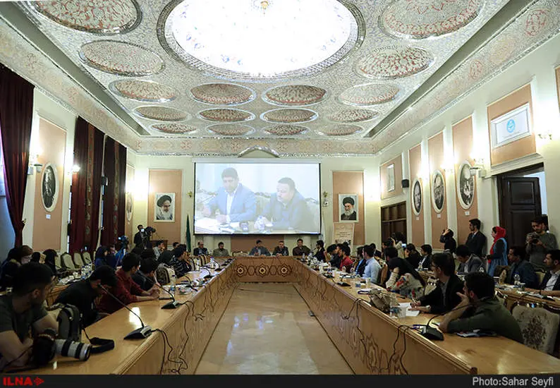اولین نشست خبری مسئولان دولتی و نمایندگان مجلس با نشریات دانشجویی کشور