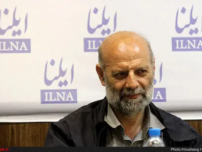 کارفرمایان ناقض قانونِ شوراها مجرم شناخته شوند/ مدیریت فروشگاه رفاه با اعضای شورای اسلامی کار گفتگو کند