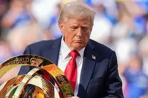ترامپ: پله بهترین بازیکن تاریخ فوتبال است؛ نه مسی