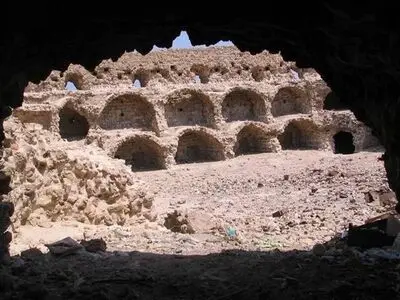 آغاز مرمت قلعه پرتغالی‌های جزیره لارک