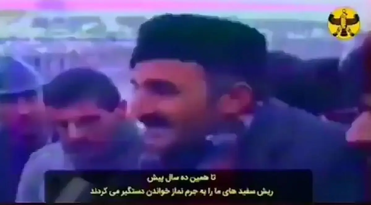 تصاویری از درخواست مردم جمهوری آذربایجان در دهه هفتاد برای الحاق به ایران