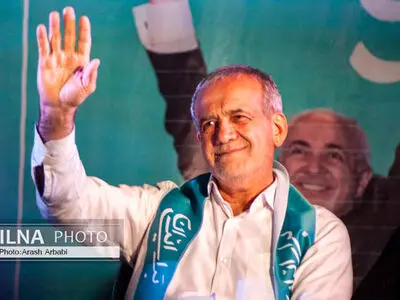 خدایا صدهزار بار شکرت که قفس را شکستی