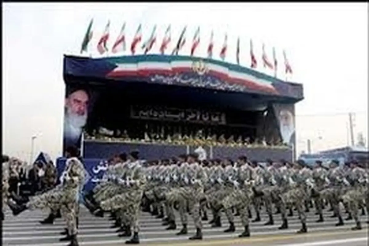 برگزاری رژه دفاع مقدس بر ای اولین بار در شهرهای اصفهان، شاهین شهر و کاشان
