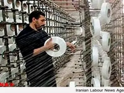 بانک‌ها بنگاه داری می‌کنند، واحدهای تولیدی همچنان در معرض تعطیلی‌اند