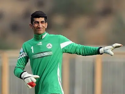 واکنش سنگربان پرسپولیس به ادعای عجیب وحید قلیچ/عکس