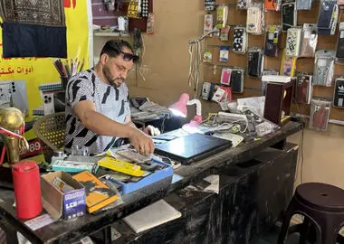 می‌توان از صفر آغاز کرد!/ مبارزه پناهجوی سودانی با بیکاری و سرطان مغز استخوان 