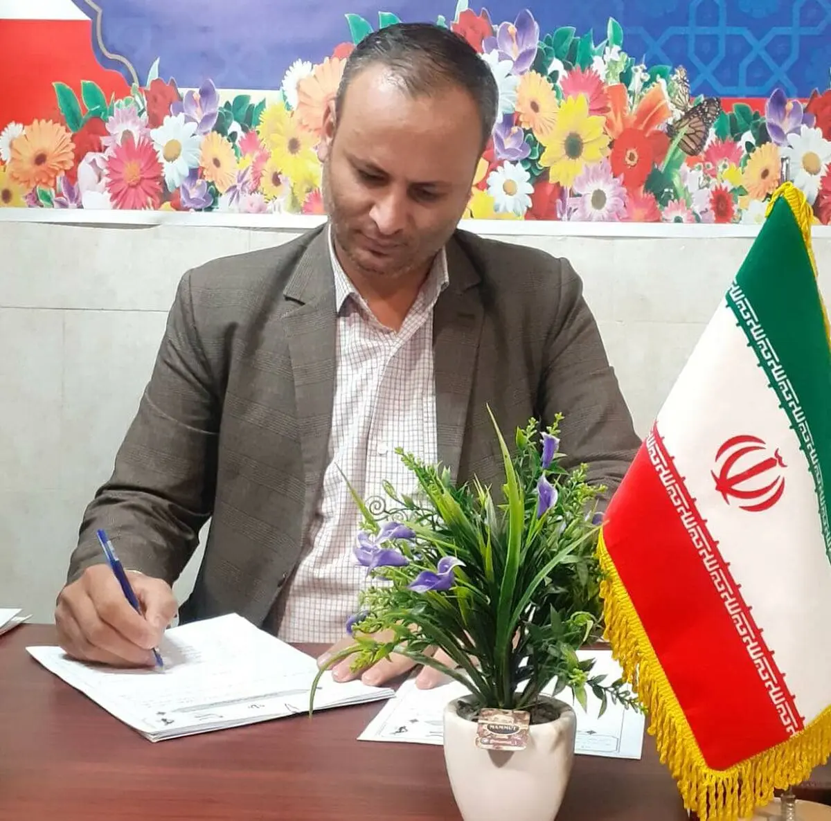 انتقاد از شعب تامین اجتماعی برای اجرای سلیقه‌ای بخشنامه مربوط به جابجایی پرونده‌های کارگران ساختمانی