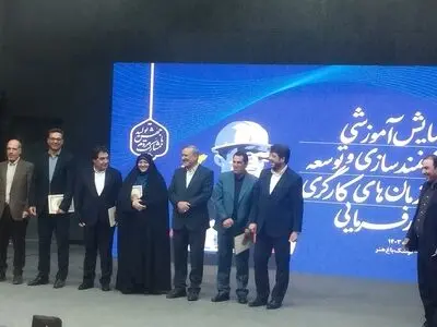 انتظار داشتیم بتوانیم یکبار با وزیر کار گفتگوی رو در رو داشته باشیم/ مرتضوی: شهید رئیسی معتقد بود کارگاه و کارخانه تحت هیچ شرایطی نباید بسته شود