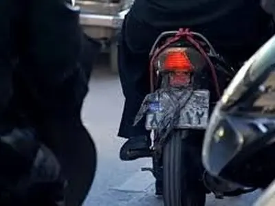 جریمه پوشاندن پلاک با استفاده از طلق، زنجیر و ماسک؛ ۷۰۰ هزار تومان