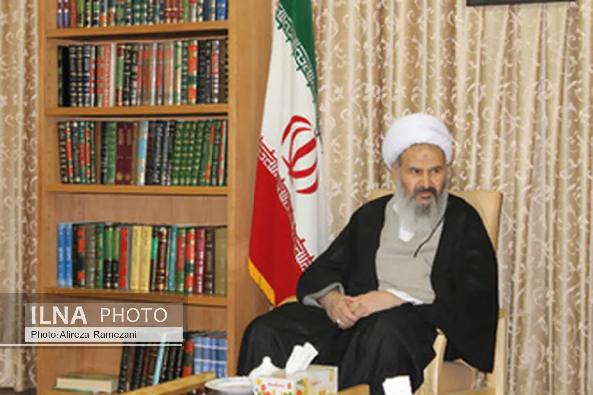 خداوند اهل ایمان  را به واسطه کسب علم ترفیع درجه می‌دهد