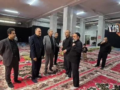 کمیته امداد با تجهیز ۱۵۰۰ موکب مردمی به زائران رهبر شهید خدمت رسانی کرد