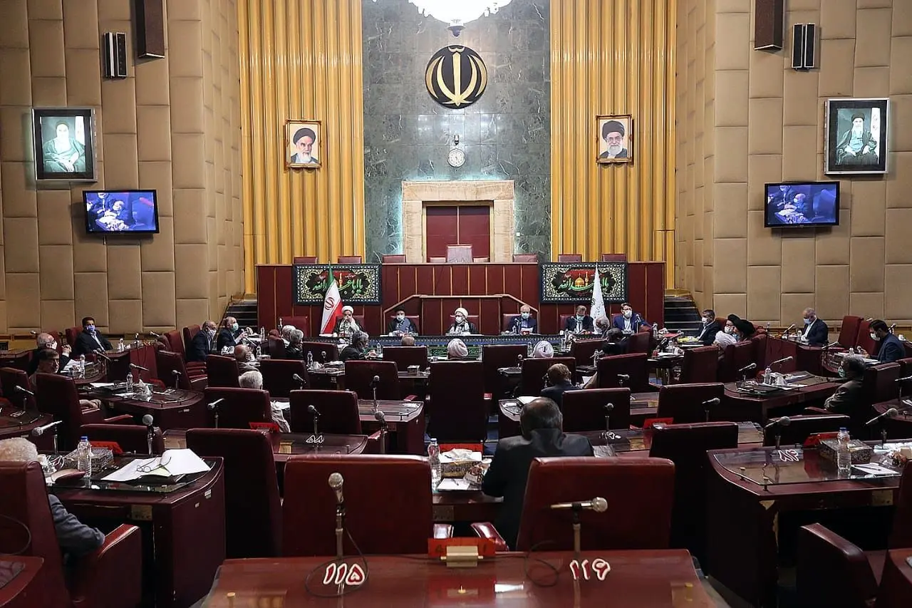 مجمع تشخيص مصلحة النظام يوافق شرطياً على انضمام إيران إلى اتفاقية حظر تمويل الإرهاب (CFT)