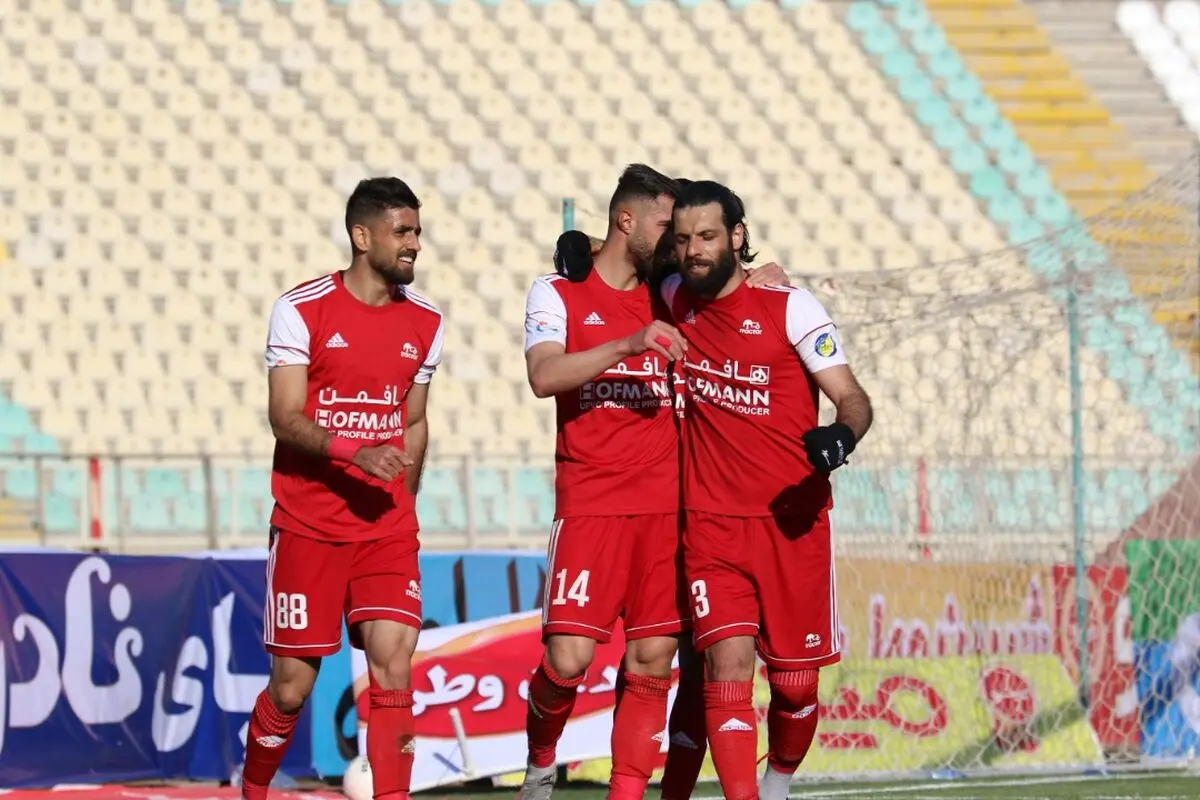 تراکتور ایران وارد امارات شد