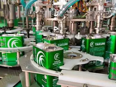 عرضه تنها روغن موتور ژاپنی بازار در تعمیرگاه داتیس خودرو