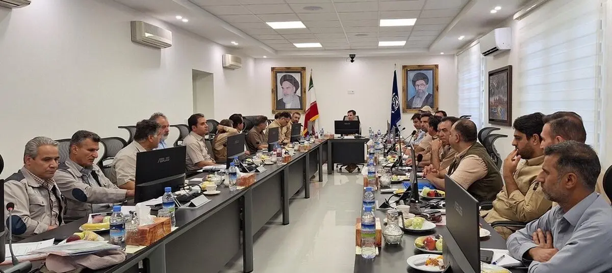 نشست شورای معاونان و مدیران چادرملو در مجتمع معدنی