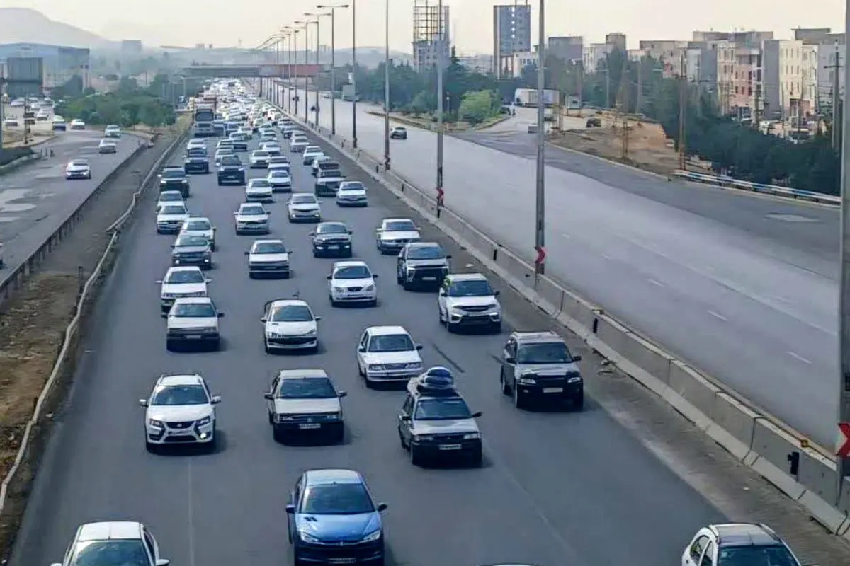 ترافیک سنگین در آزادراه‌های استان قزوین/حفظ صحنه تصادف موجب ترافیک چند کیلومتری می‌شود